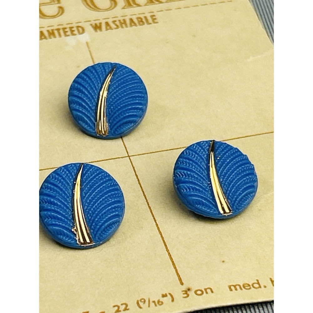 Cornflower Blue & Gold Plastic Le Chic Buttons NEW On Card Set Of 3 - Picture 4 of 8